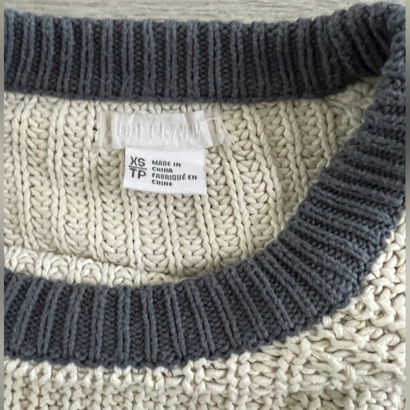 Color block sweater - Picture 4 of 5